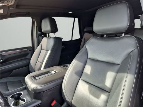 Used 2022 Chevrolet Tahoe Z71 w/ Off-Road Capability Package image 31