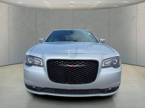 Used 2023 Chrysler 300 S RWD image 12
