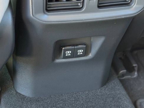 Used 2019 Toyota RAV4 XLE w/ Convenience Package AWD/4WD image 9