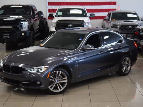 Used 2018 BMW 330i Sedan image 13