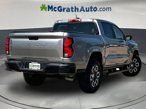 Used 2024 Chevrolet Colorado Z71 w/ Z71 Convenience Package 2 AWD/4WD image 7