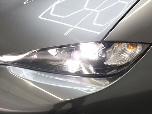 Used 2017 MAZDA MX-5 Miata RF Grand Touring image 24