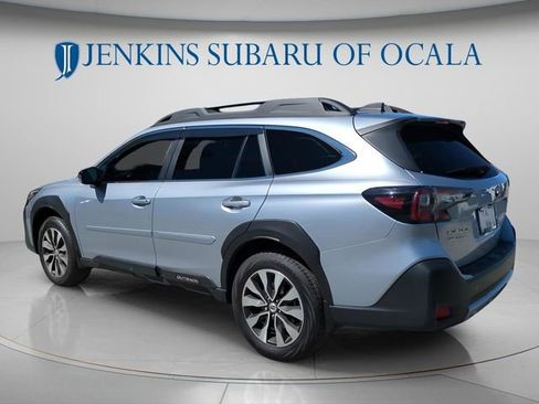 Used 2025 Subaru Outback Limited w/ Popular Package #2 image 5