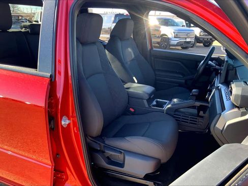 Used 2024 Toyota Tacoma SR5 image 8