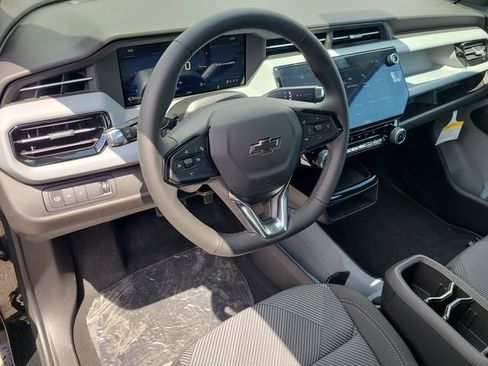 New 2027 Chevrolet Bolt LT w/ Comfort Package image 17