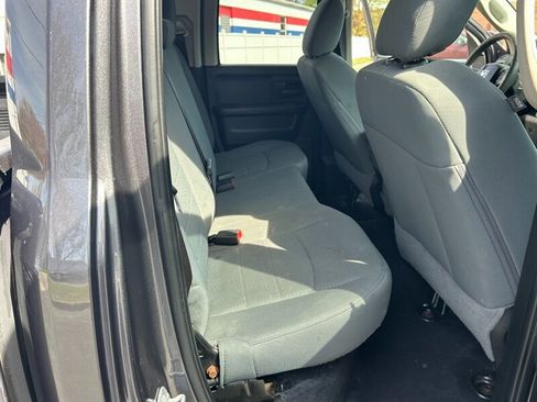 Used 2018 RAM 1500 Express image 11