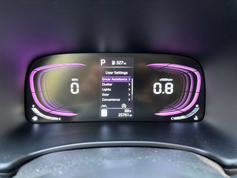 Used 2025 Kia Soul LX w/ LX Technology Package FWD image 37