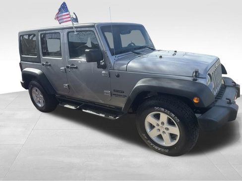 Used 2017 Jeep Wrangler Unlimited Sport w/ Quick Order Package 24S image 12