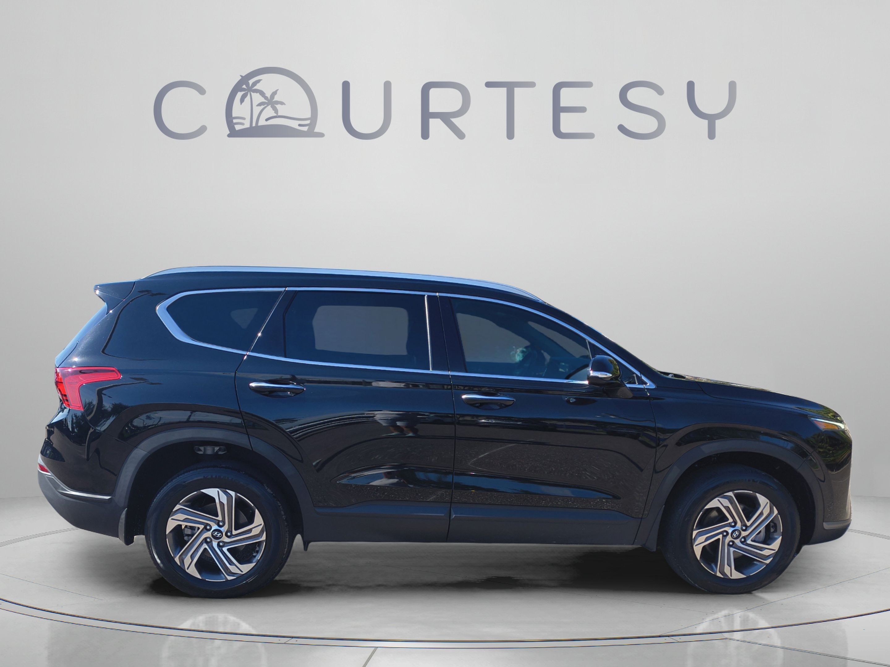 Used 2023 Hyundai Santa Fe SEL AWD/4WD image 6