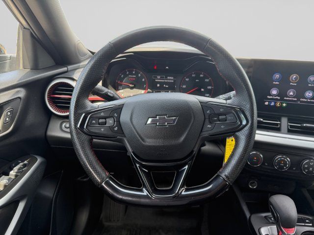 Used 2025 Chevrolet Trax RS w/ Driver Confidence Package FWD image 11
