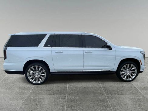 New 2026 Cadillac Escalade ESV Luxury w/ LPO, Radiant Package image 6