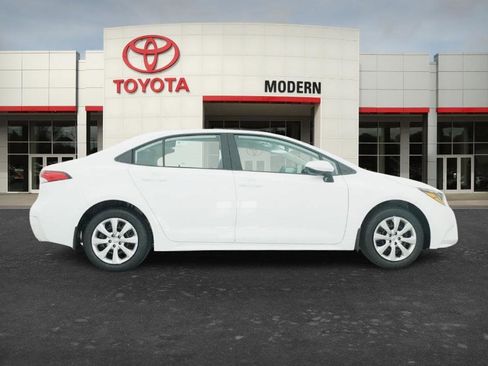 New 2026 Toyota Corolla LE image 4