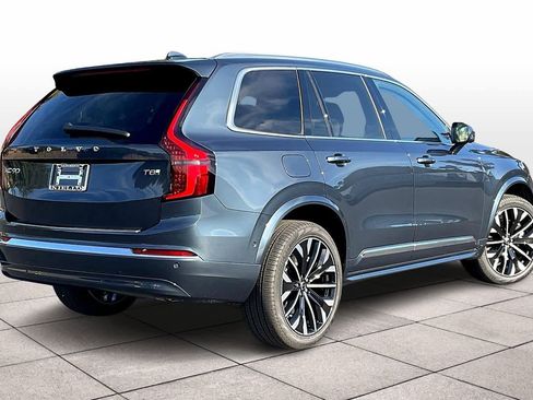 New 2026 Volvo XC90 T8 Ultra image 4