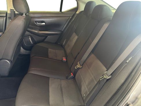 Used 2024 Nissan Sentra SR image 13