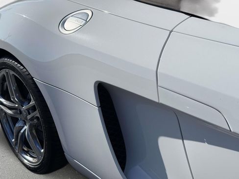 Used 2011 Audi R8 V8 image 23