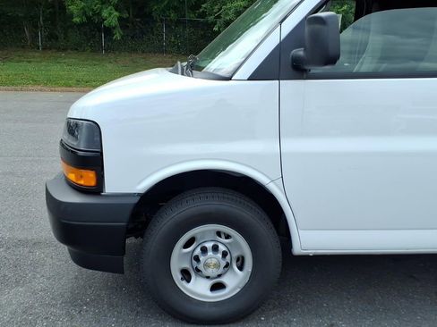 New 2026 Chevrolet Express 2500 w/ Driver Convenience Package RWD image 6