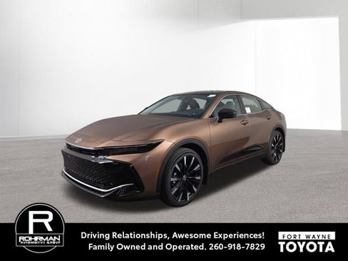 New 2026 Toyota Crown Platinum AWD/4WD image 1
