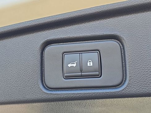 New 2025 Nissan Pathfinder Rock Creek image 9