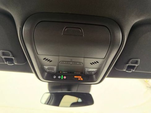 Used 2025 Cadillac XT4 Premium Luxury FWD image 41