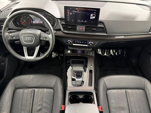 Used 2023 Audi Q5 2.0T Premium w/ Convenience Package AWD/4WD image 12