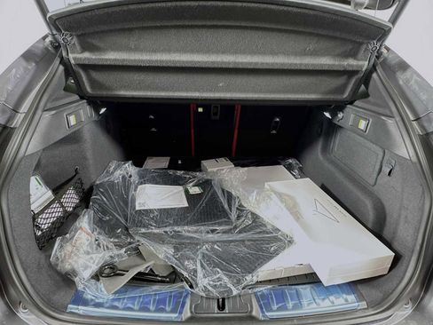 New 2025 Jaguar F-PACE R-Dynamic S image 26