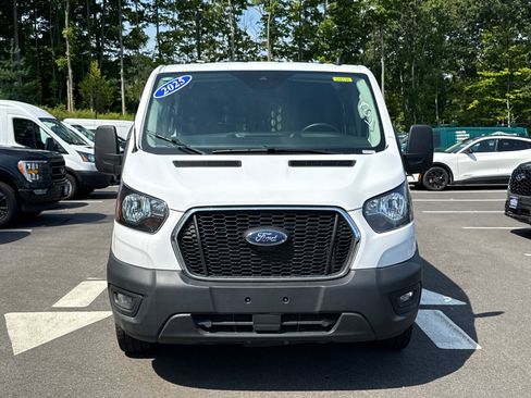 Used 2025 Ford Transit 250 Low Roof RWD image 2
