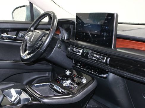 Used 2022 Lincoln Nautilus Reserve FWD image 30