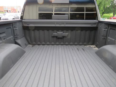 Used 2024 Chevrolet Silverado 1500 LT Trail Boss w/ LT Trail Boss Premium Package image 14