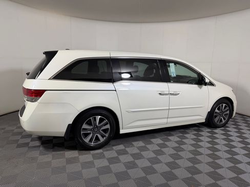Used 2017 Honda Odyssey Touring image 7