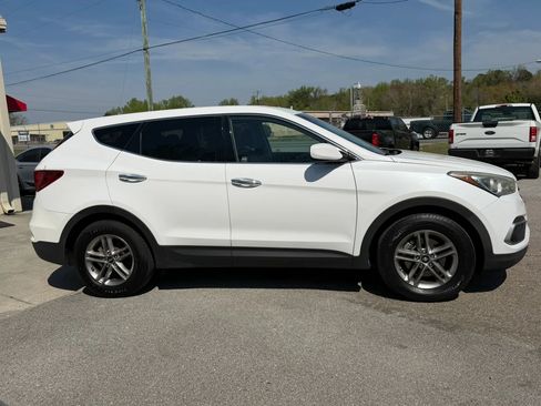 Used 2018 Hyundai Santa Fe Sport image 6