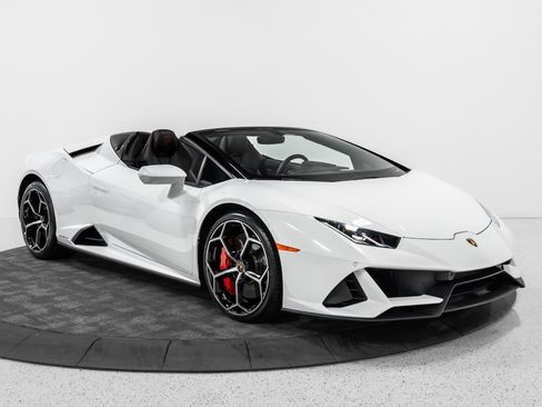 Used 2020 Lamborghini Huracan EVO AWD/4WD image 11
