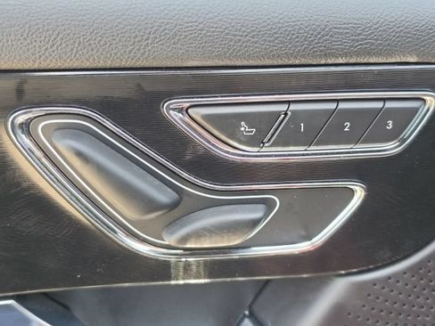 Used 2025 Lincoln Corsair AWD w/ Equipment Group 101A image 13