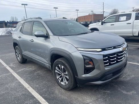 Certified 2025 Chevrolet Equinox LT w/ Convenience Package II image 3