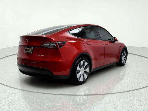 Used 2021 Tesla Model Y Long Range AWD/4WD image 6