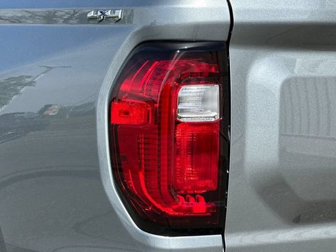New 2026 GMC Canyon Elevation w/ Convenience Package AWD/4WD image 24