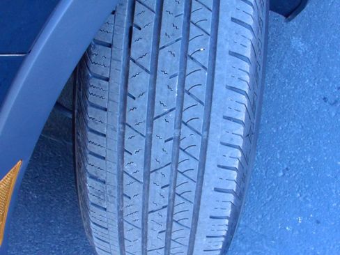 Used 2024 Chevrolet Blazer LT w/ Sound & Technology Package image 7