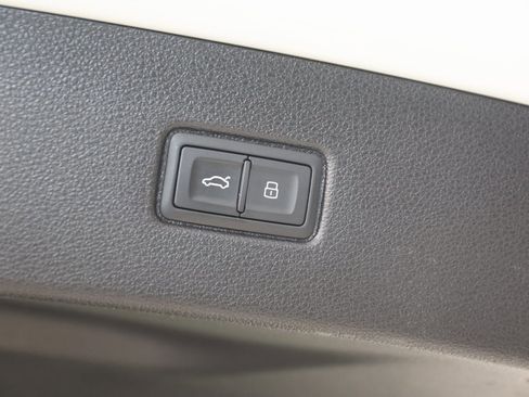 Used 2021 Audi Q7 3.0T Prestige w/ Prestige Package image 64