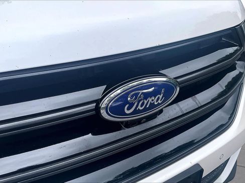 Used 2016 Ford Edge Sport w/ Equipment Group 401A AWD/4WD image 32