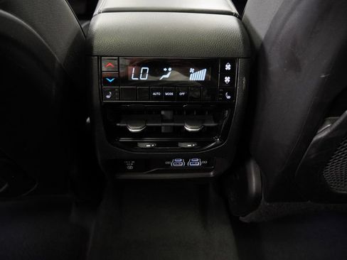 Certified 2023 Jeep Grand Cherokee L Overland AWD/4WD image 32