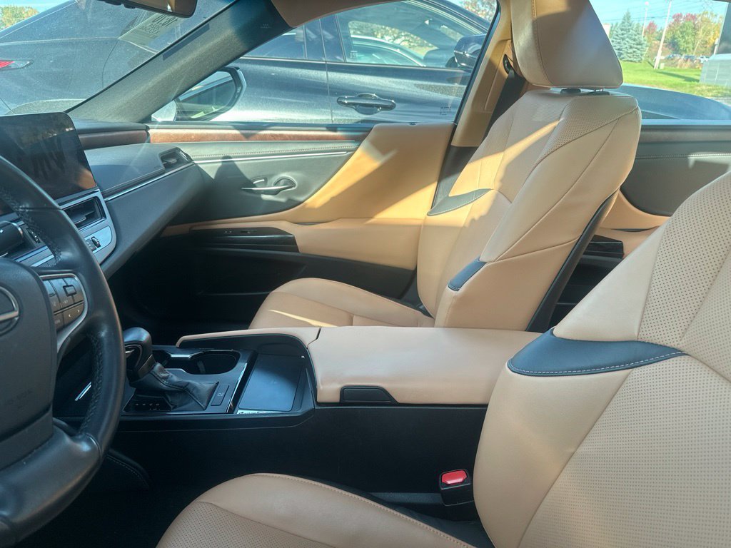 Certified 2024 Lexus ES 350 w/ Premium Package FWD image 13