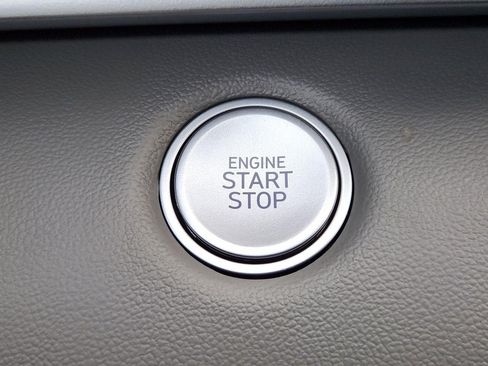 New 2026 Hyundai Elantra Hybrid w/ Cargo Package FWD image 17
