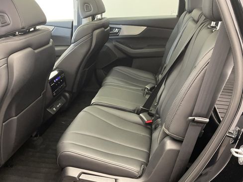 Used 2024 Acura MDX SH-AWD image 29