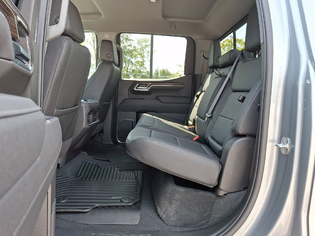 Used 2025 Chevrolet Silverado 1500 LT w/ All Star Edition Plus AWD/4WD image 13
