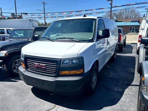 Used 2023 GMC Savana 2500 w/ Driver Convenience Package image 2