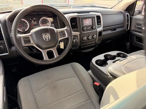 Used 2021 RAM 1500 Classic SLT AWD/4WD image 11