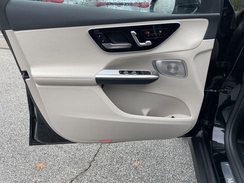 New 2026 Mercedes-Benz GLC 300 4MATIC image 17