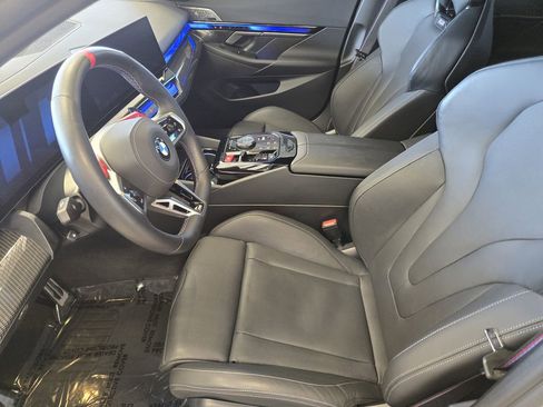 Used 2025 BMW M5 w/ Carbon Package image 14