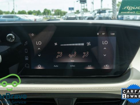 Used 2024 Buick Encore GX Avenir w/ Avenir Technology Package FWD image 20