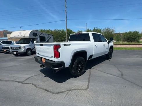 Used 2025 Chevrolet Silverado 2500 LTZ w/ LTZ Plus Package AWD/4WD image 8