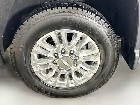 Certified 2020 Chevrolet Silverado 2500 High Country image 33